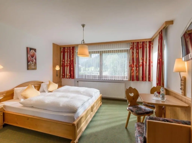 Deluxe Double room with balcony