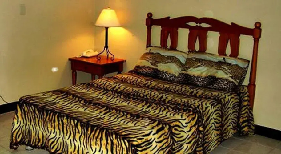 Zoobic Lodge @ Tiara