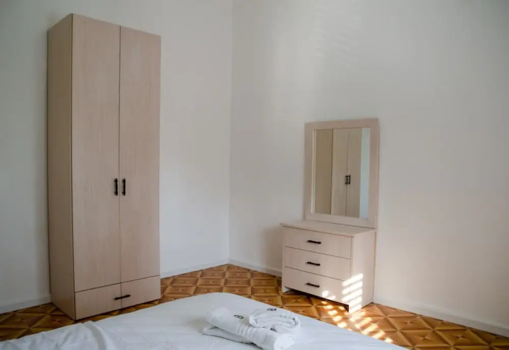 Hostel BU93