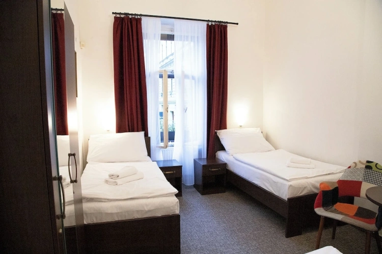 Classic Triple room