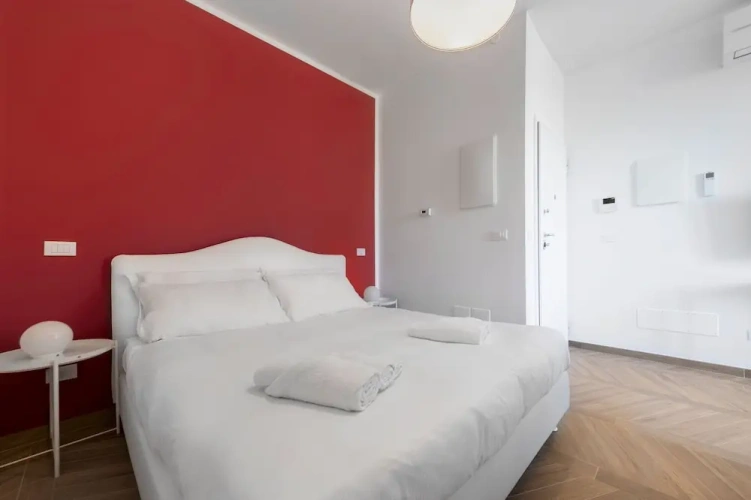 Studio with balcony and with city view