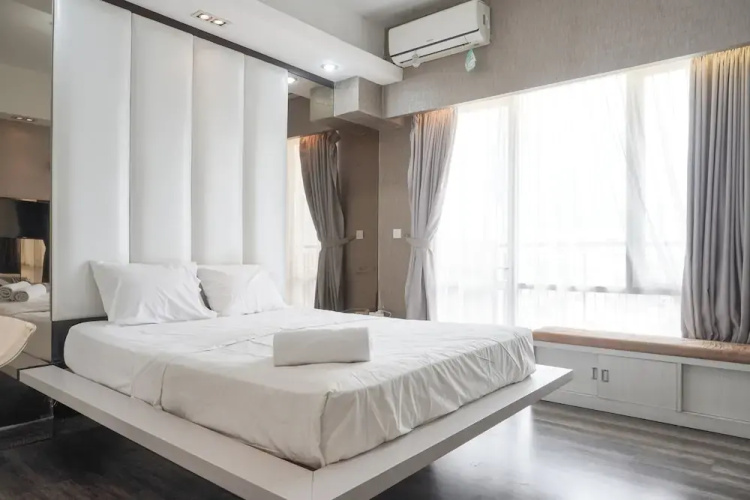 Minimalist And Cozy Studio At Ambassade Kuningan Apartment