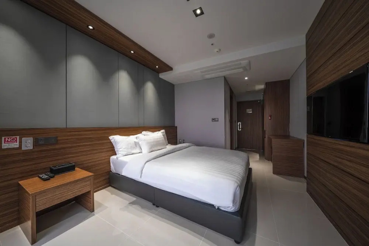 sky & sea hotel