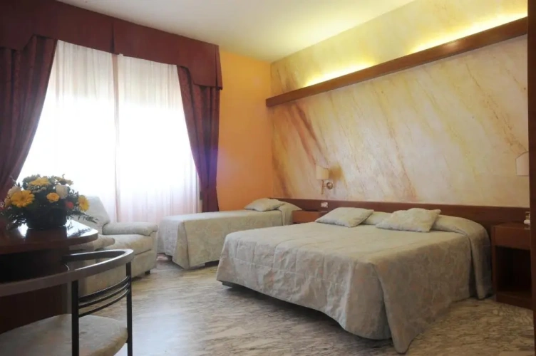 Triple room