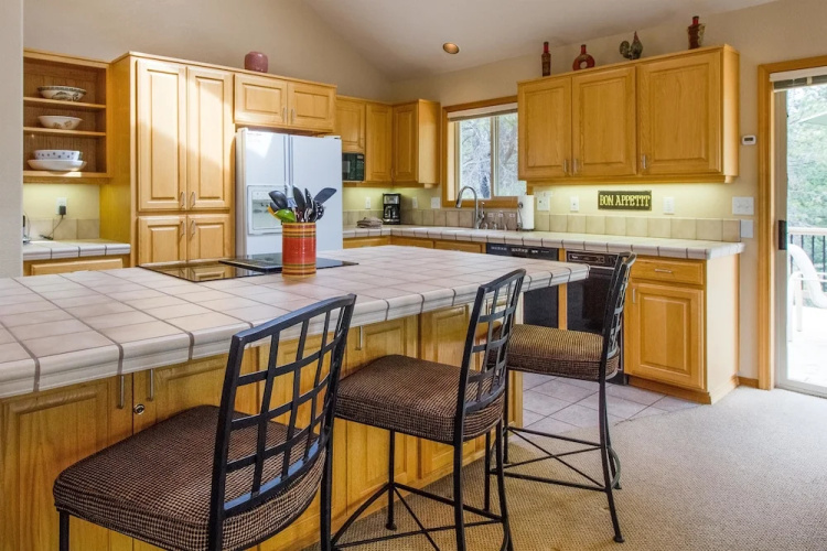 White Elm 30
