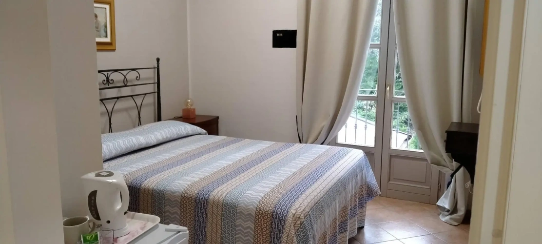 Standard Double room with view