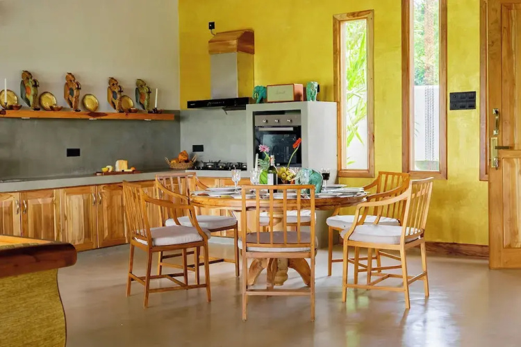 Villa Monkey House