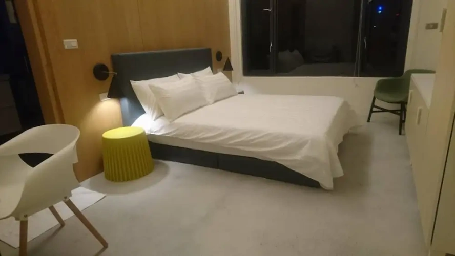 Standard Double room with city view