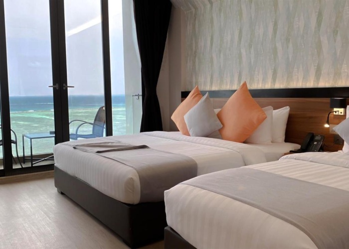 Deluxe Triple room with sea view