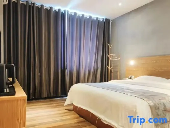 Deluxe Single room