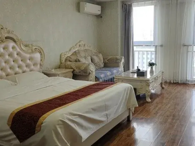 Manxiang Shiguang Serviced Apartment (Saihan District Wanda)