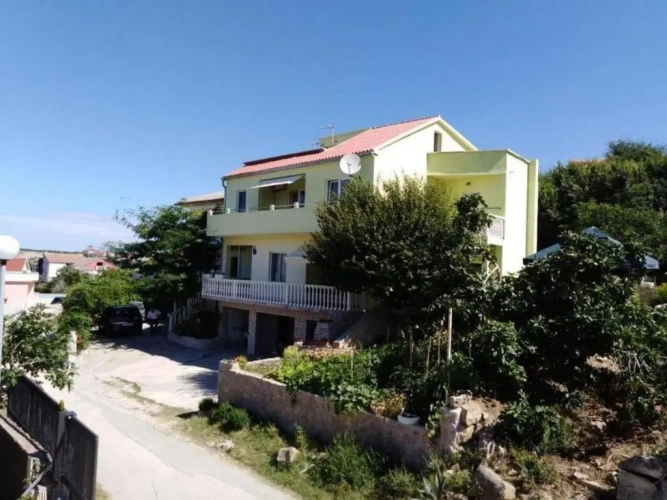 2 Bedrooms Apartment with balcony