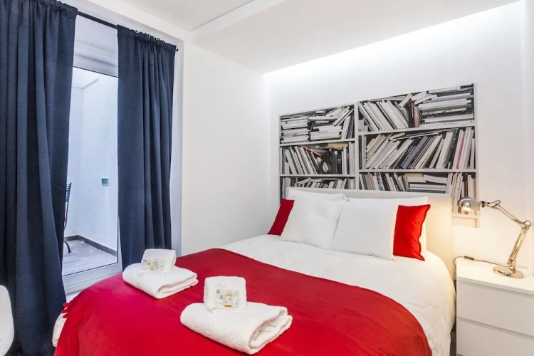 1 Bedroom Apartment