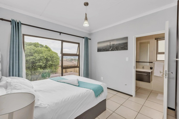 Smartz Apartment 76