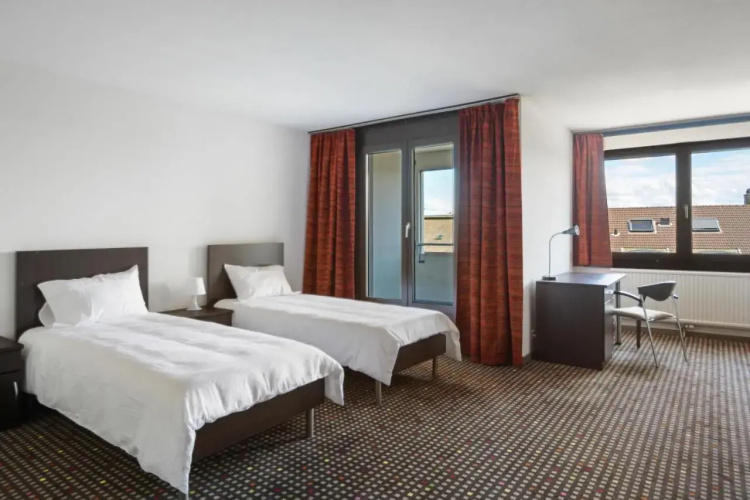 Neuchatel City Hotel