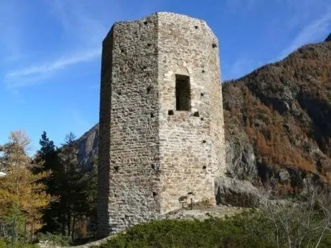 La Tour