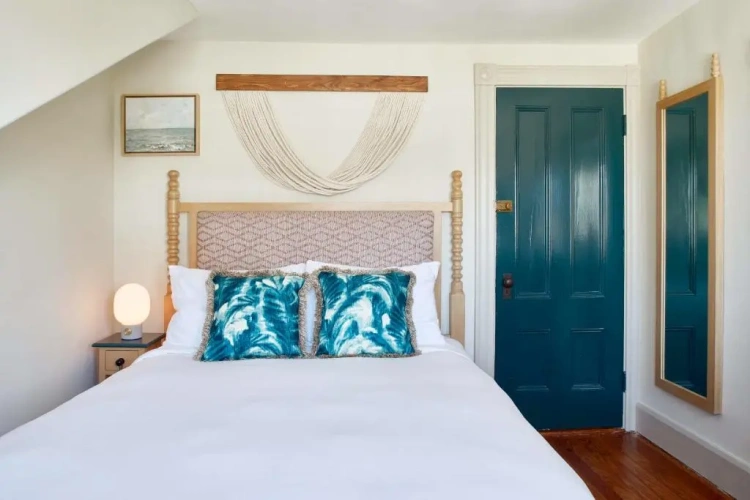 Economy Double Cottage