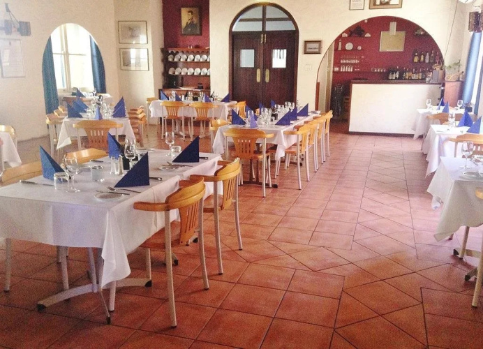Esperance Motor Hotel