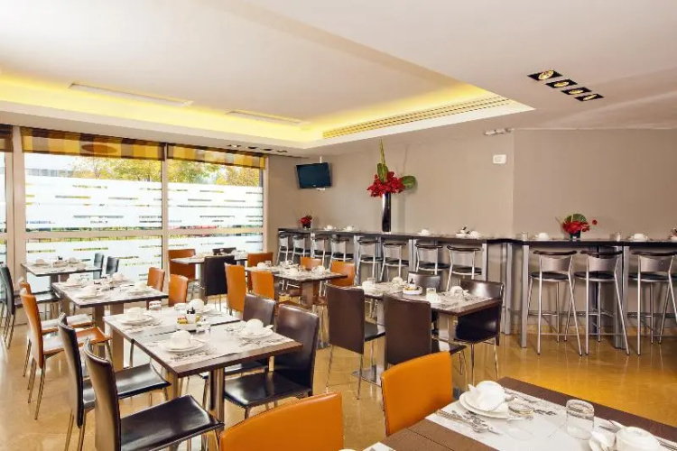 Residhome Paris Massy