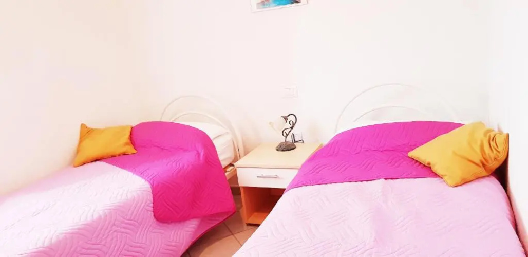 Dommos - Pareja Apartments