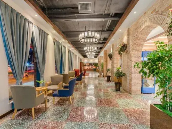 Scenery Hotel