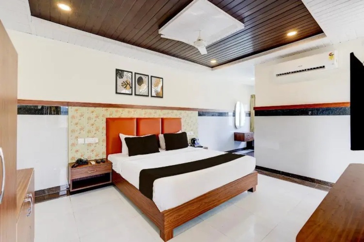 Hotel Grand Orchid