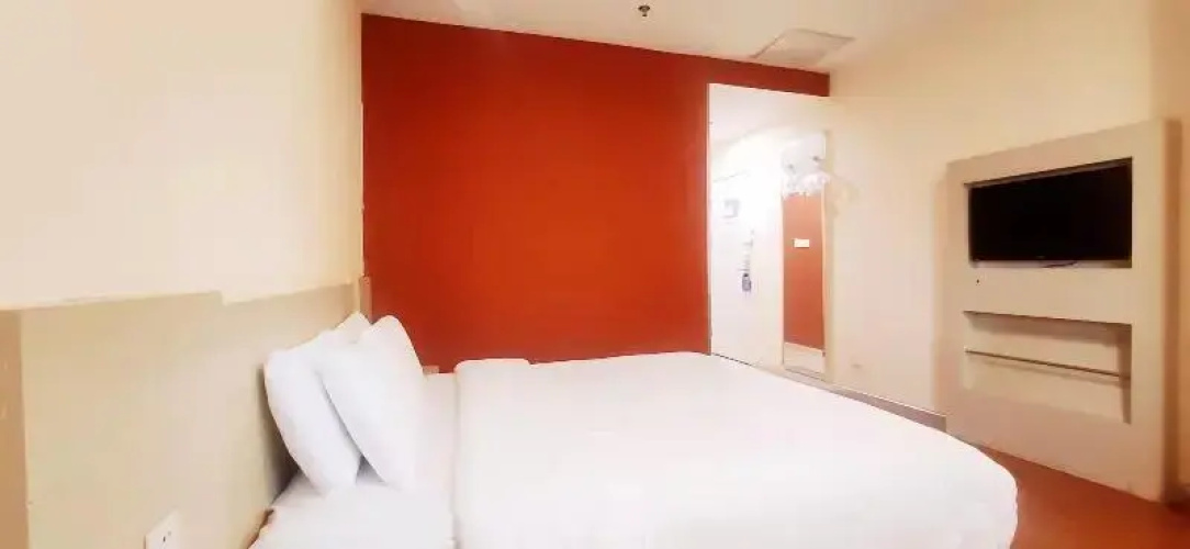 Hanting Hotel (Liufang Subway station)