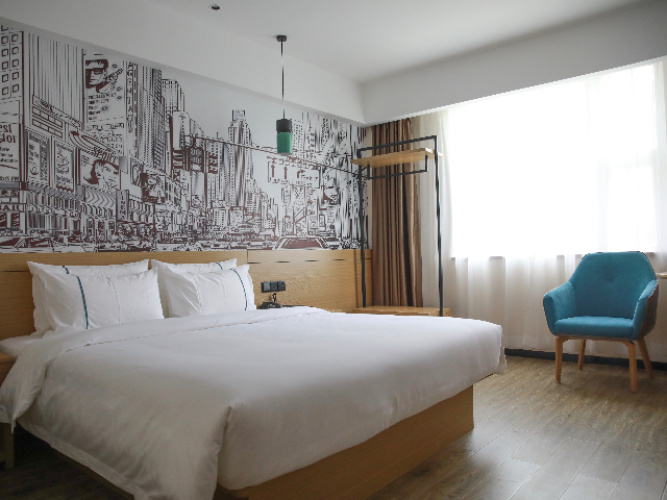 Standard Double room with street view