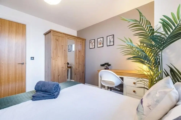 2 Bedrooms Apartment with balcony