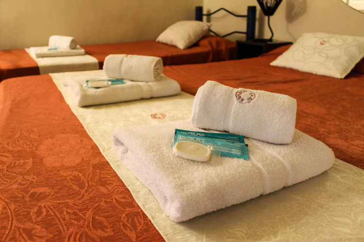 Casi Guemes Hotel