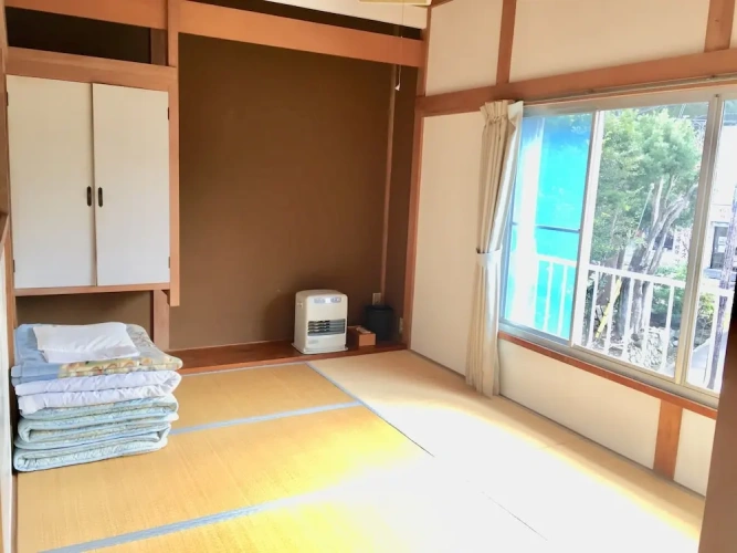 Economy Twin room