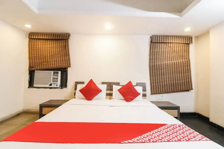 OYO 9131 Hotel Apsara