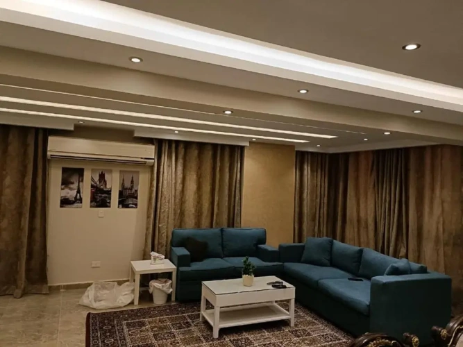 3 Bedrooms Apartment