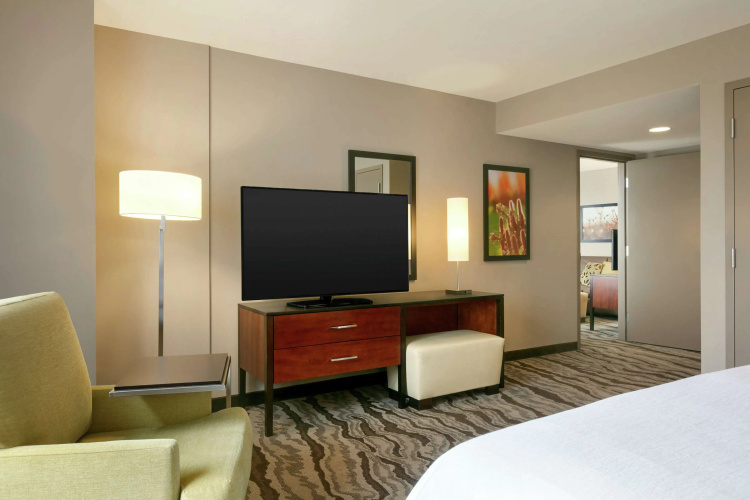 Embassy Suites Chattanooga / Hamilton Place