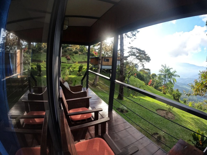 Reventazon River Mountain Lodge