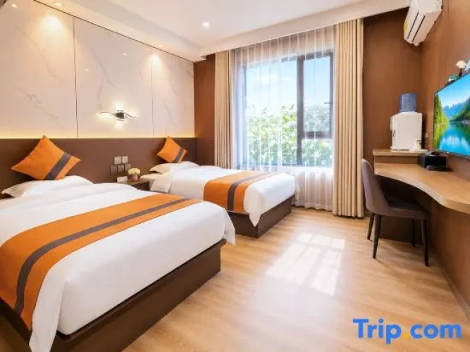 2 Bedrooms Standard Suite