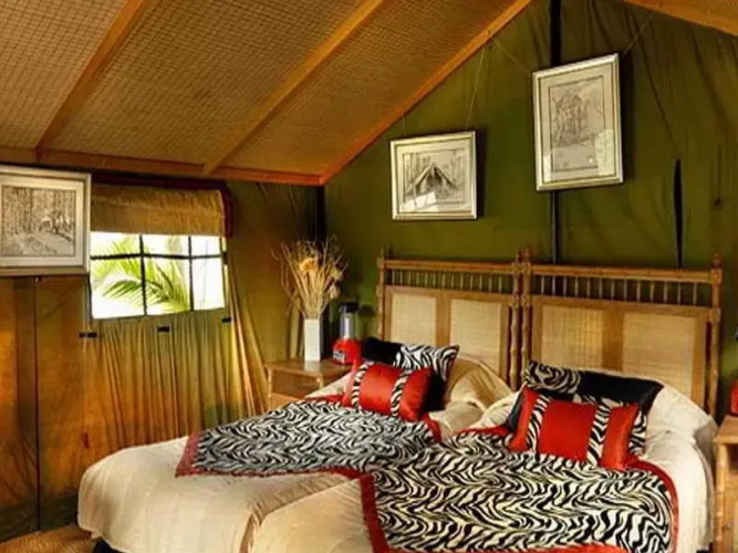 The Hideaway River Lodge