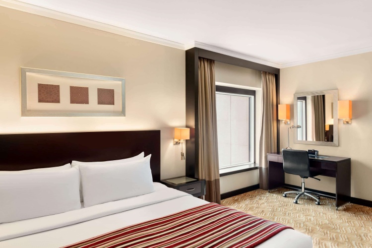 Ramada Plaza by Wyndham Dubai Deira photo 12
