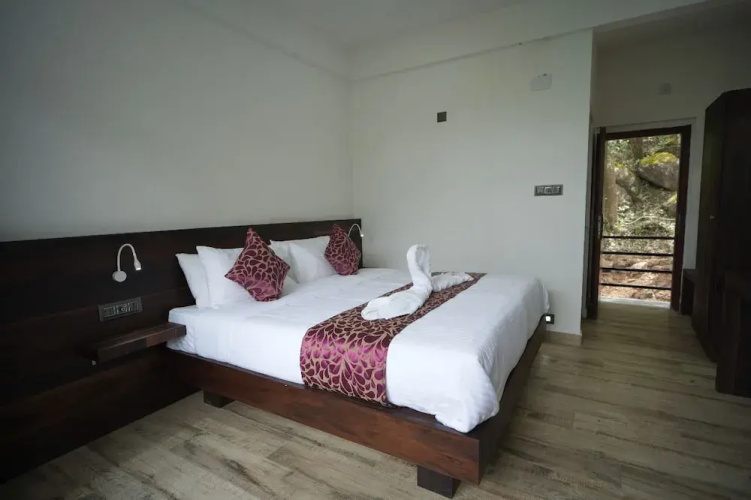 Vanaheim Resort