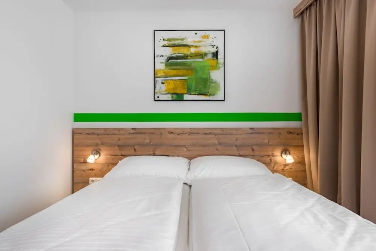 1 Bedroom Economy Double room