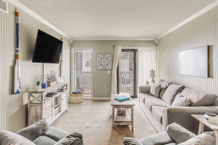 2 Bedrooms Apartment with balcony