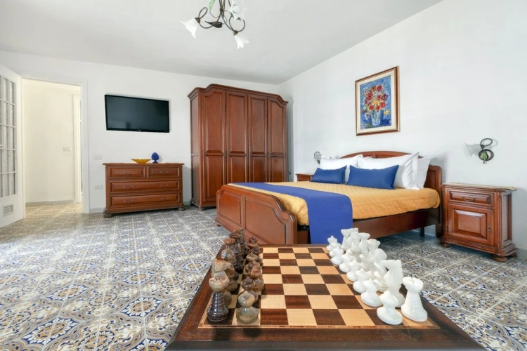 4 Bedrooms Villa with balcony and with sea view