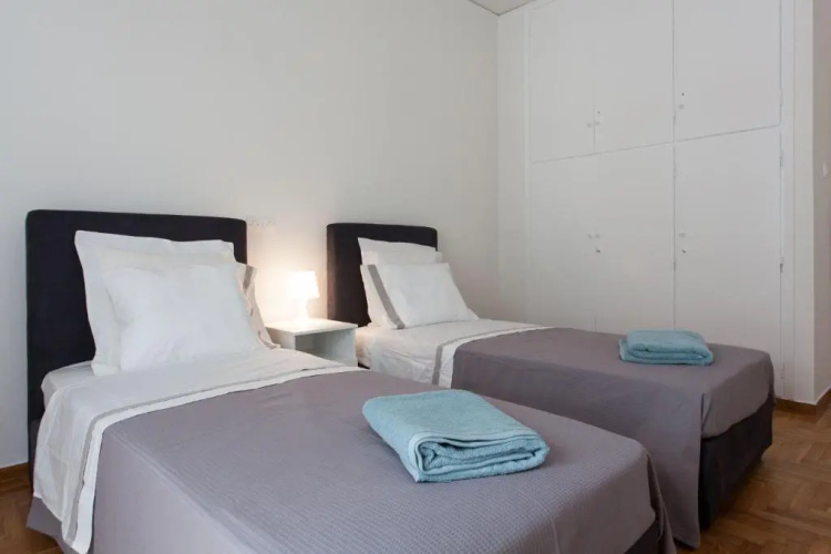 Beautiful 2-bdrm apartment by Acropolis museum