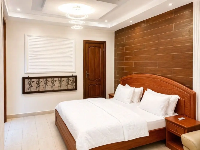2 Bedrooms Comfort room