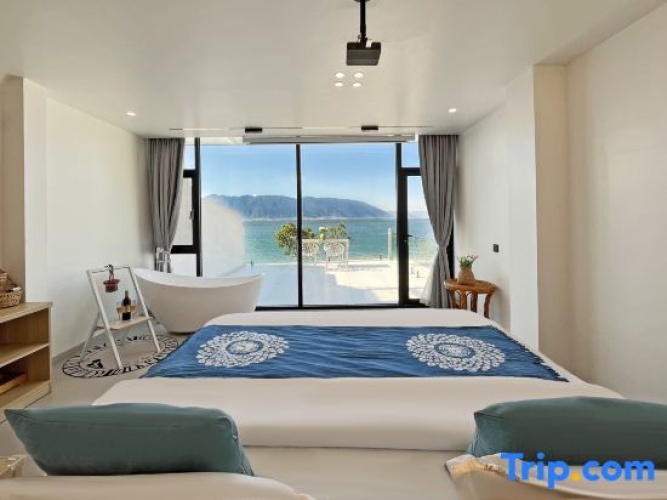 Standard Double room with sea view
