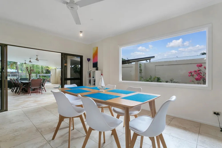 Trinity Breezes at Trinity Beach