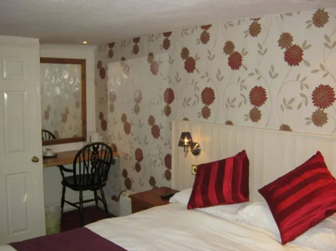 Red Lion Hotel
