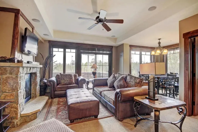 Crystal Peak Retreat