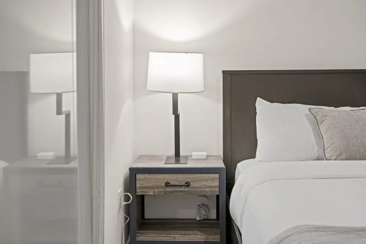 Placemakr Cathedral Heights