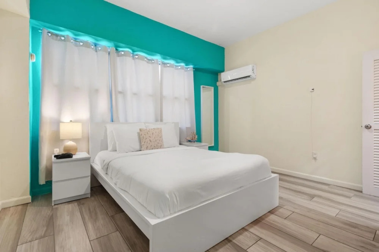 Central Condado Trendy Escape